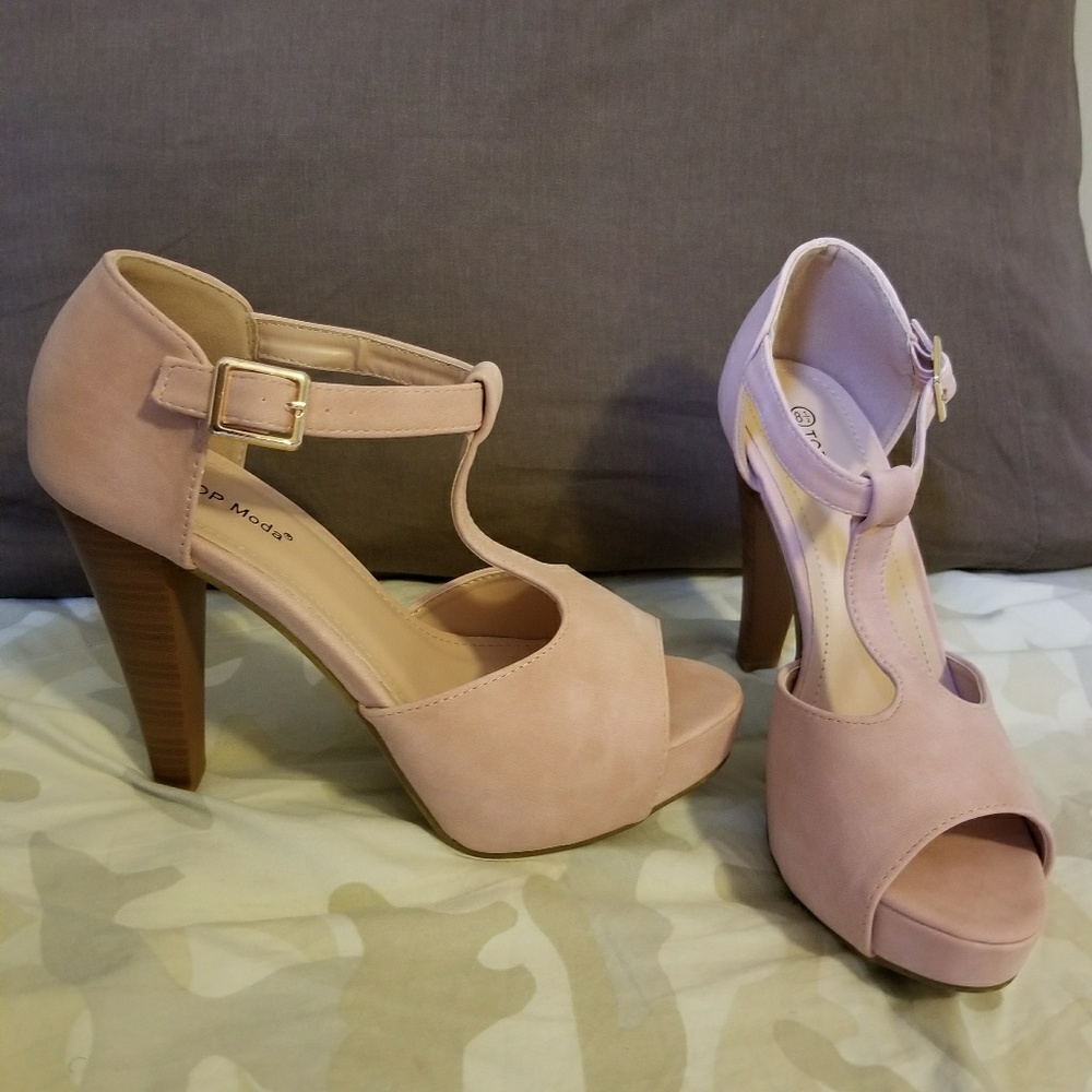 Sandal